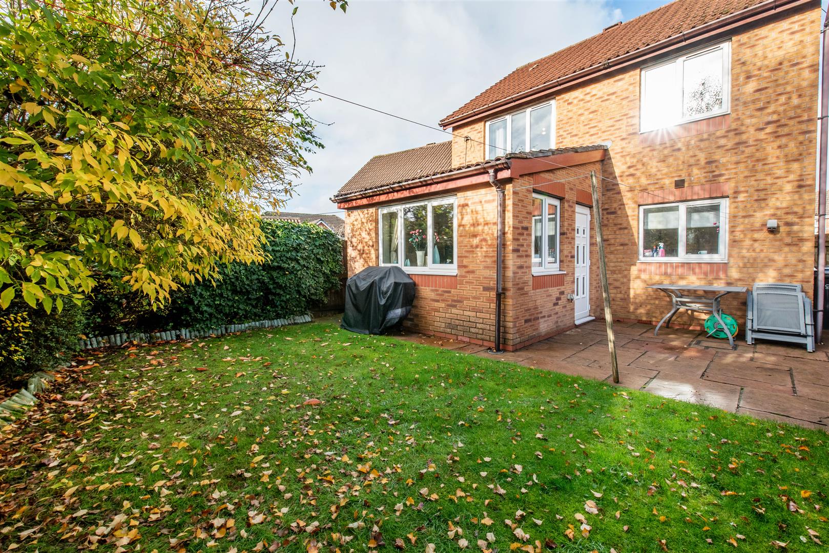 3 bed property in Windflower Drive, Leyland